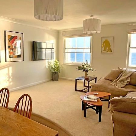 Stunning Seafront Flat,St Leonards Lägenhet Exteriör bild